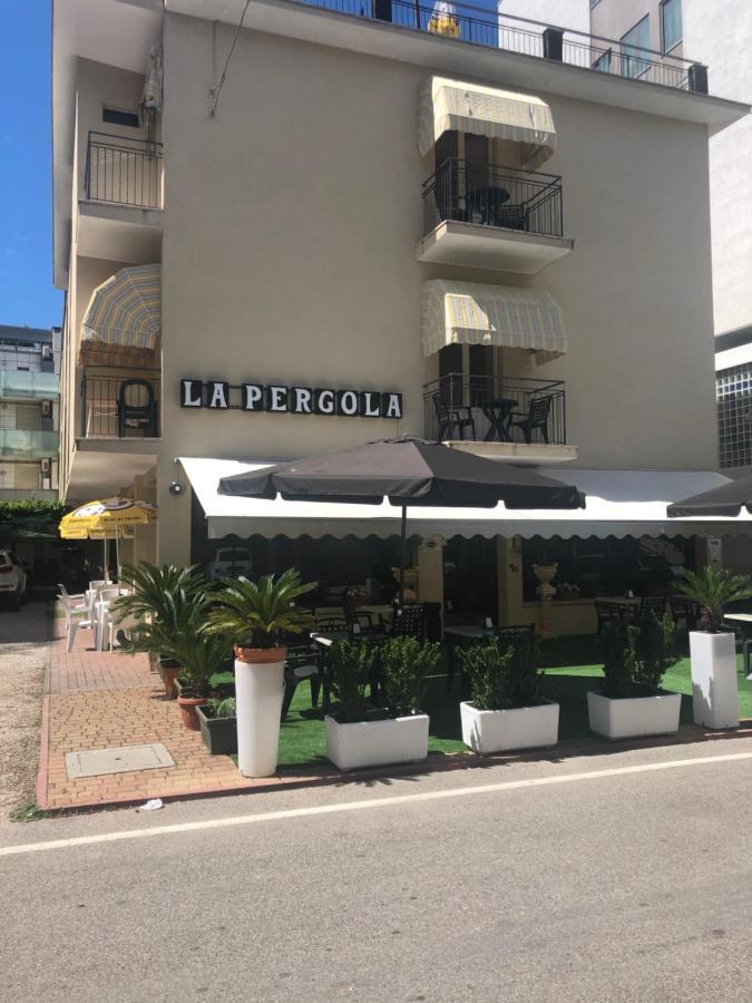 Hotel La Pergola Bellaria-Igea Marina Dış mekan fotoğraf